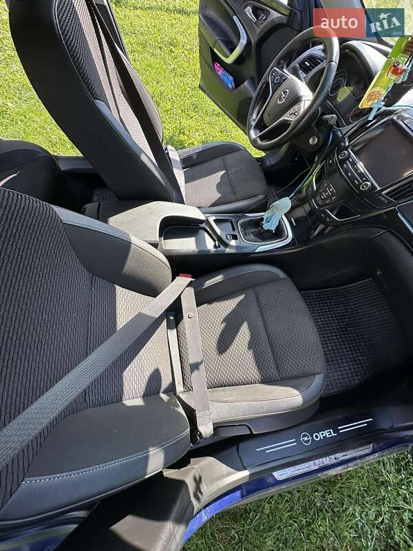 Универсал Opel Insignia 2016 в Старом Самборе фото 14 Универсал Opel Insignia 2016 в Старом Самборе