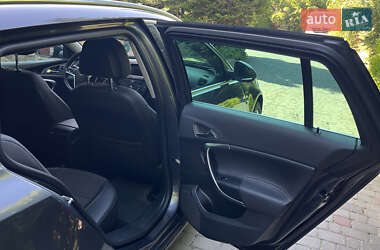 Універсал Opel Insignia 2010 в 
