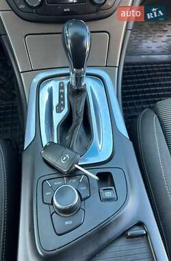 Універсал Opel Insignia 2011 в 