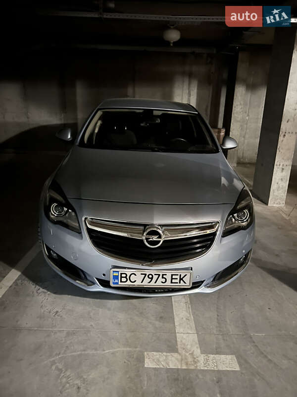 Opel Insignia 2015