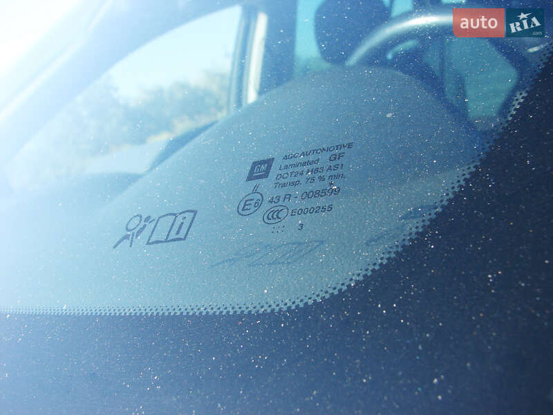 Універсал Opel Insignia 2013 в Одесі