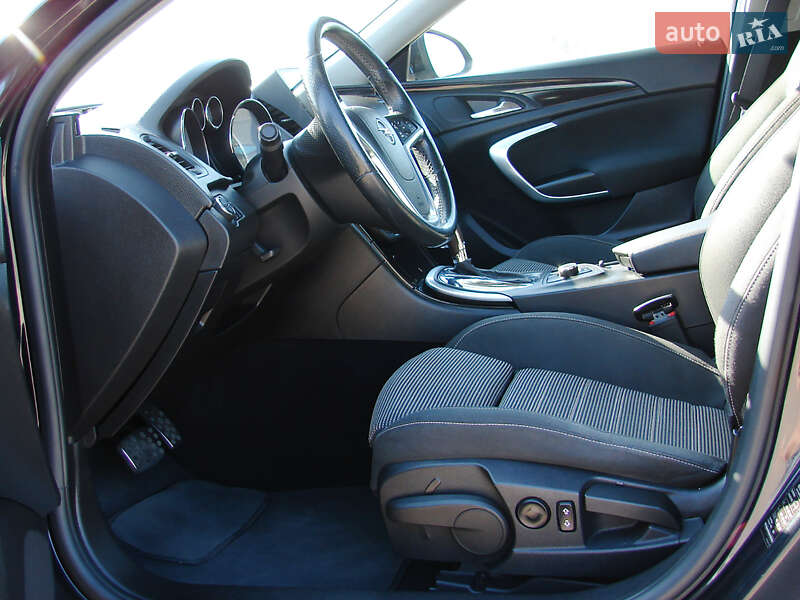 Універсал Opel Insignia 2013 в Одесі
