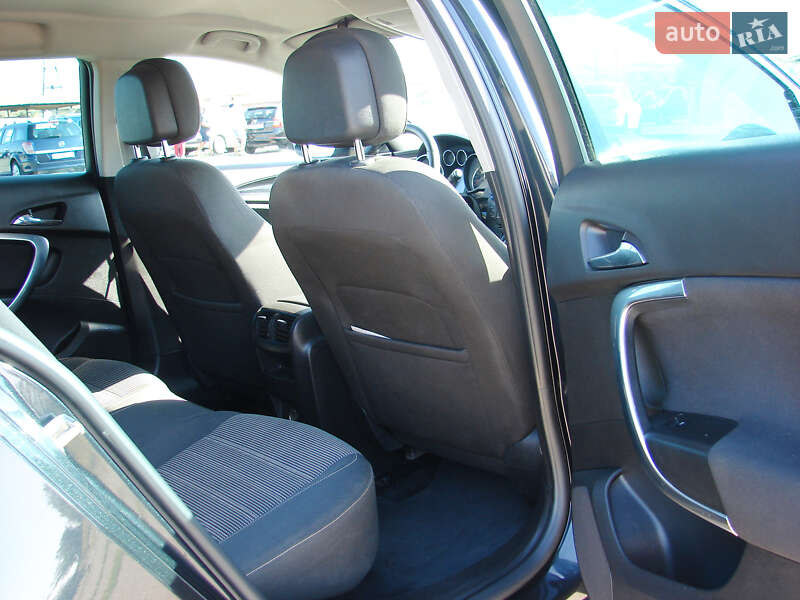Універсал Opel Insignia 2013 в Одесі