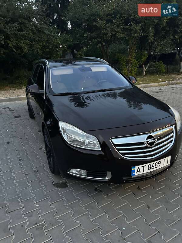 Opel Insignia 2011