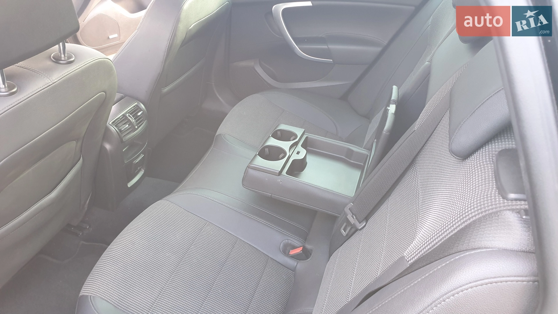 2011 Opel Insignia - мініатюра 10