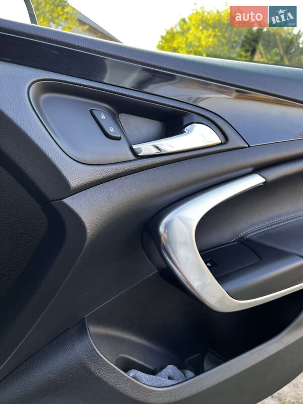 Универсал Opel Insignia 2014 в Черновцах