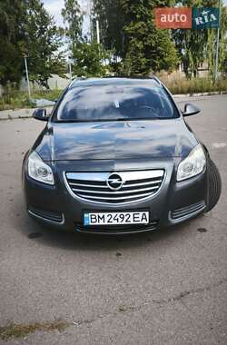 Универсал Opel Insignia 2011 в 
