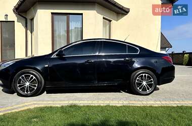 Седан Opel Insignia 2009 в Луцьку