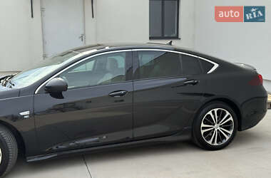 Лифтбек Opel Insignia 2020 в 