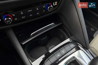 Лифтбек Opel Insignia 2020 в 