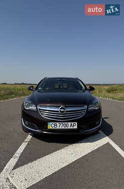 Универсал Opel Insignia 2014 в 