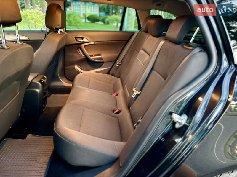 Универсал Opel Insignia 2010 в Харькове