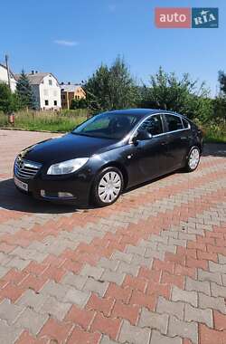Седан Opel Insignia 2011 в 