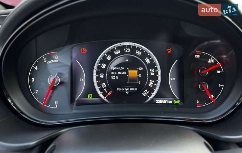 Лифтбек Opel Insignia 2013 в Житомире