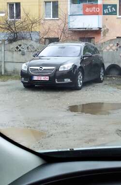 Универсал Opel Insignia 2011 в Ровно