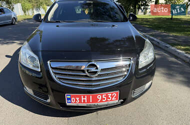 Универсал Opel Insignia 2009 в 