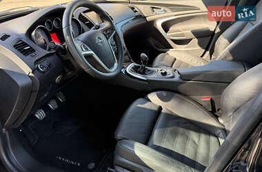 Универсал Opel Insignia 2009 в 
