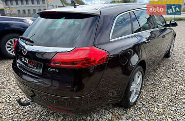 Универсал Opel Insignia 2011 в 