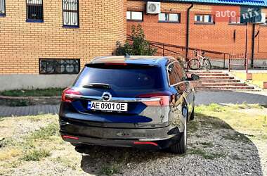 Универсал Opel Insignia 2016 в 