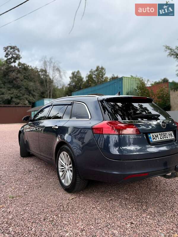 Универсал Opel Insignia 2009 в Ирпене