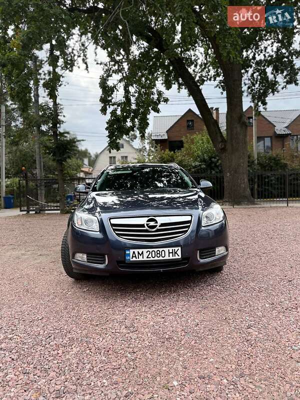 Универсал Opel Insignia 2009 в Ирпене