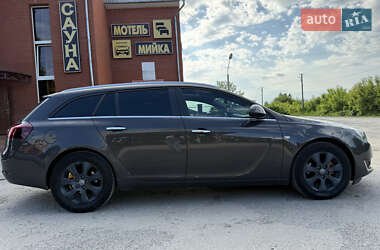 Универсал Opel Insignia 2015 в 