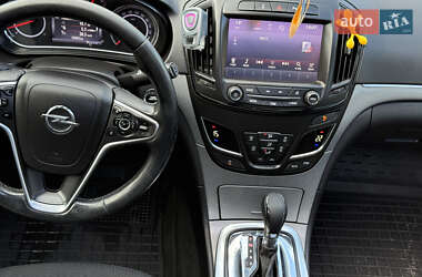 Универсал Opel Insignia 2015 в 