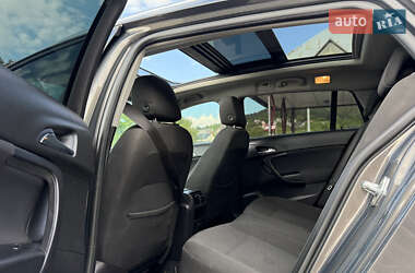 Универсал Opel Insignia 2015 в 