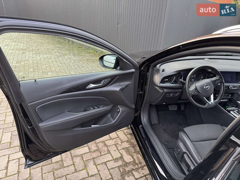 Універсал Opel Insignia 2021 в Хусті