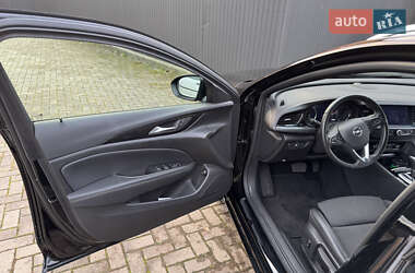 Универсал Opel Insignia 2021 в 