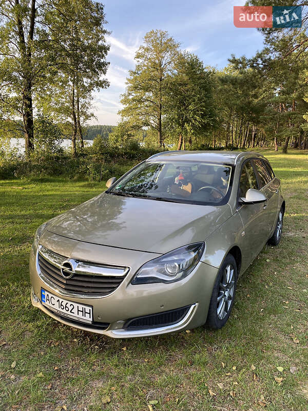 Универсал Opel Insignia 2016 в Ратным