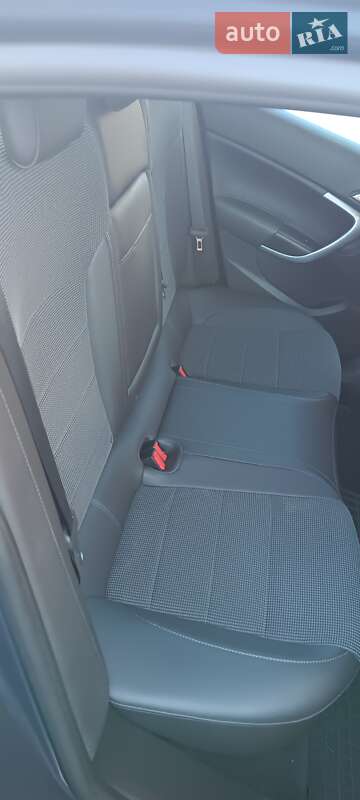 Седан Opel Insignia 2011 в Софиевской Борщаговке фото 15 Седан Opel Insignia 2011 в Софиевской Борщаговке