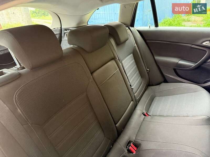 Универсал Opel Insignia 2009 в Конотопе