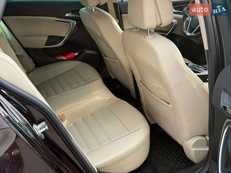 Универсал Opel Insignia 2014 в Одессе