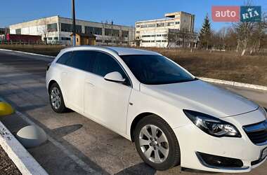 Універсал Opel Insignia 2016 в Коростишеві