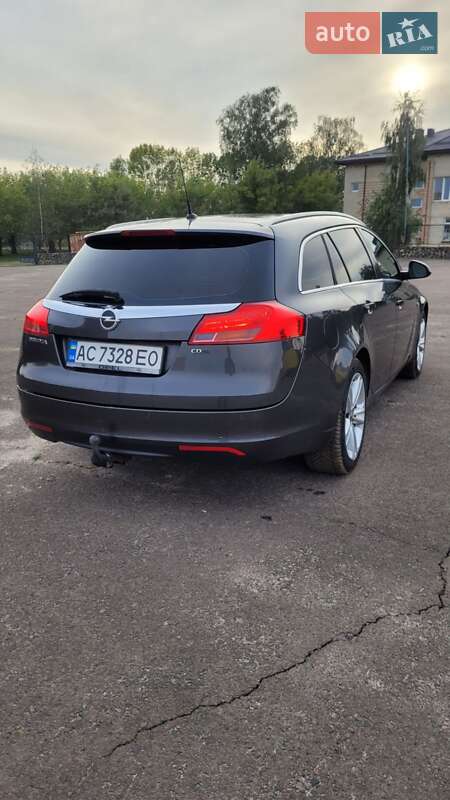 Универсал Opel Insignia 2010 в Луцке