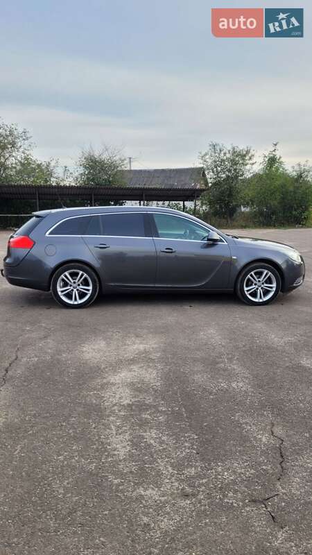 Универсал Opel Insignia 2010 в Луцке