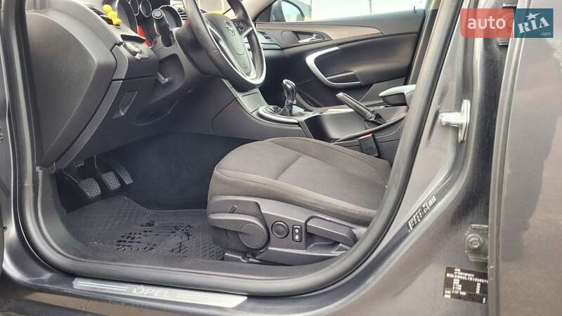 Универсал Opel Insignia 2010 в Луцке