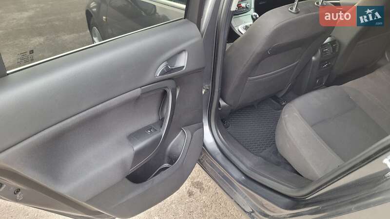 Универсал Opel Insignia 2010 в Луцке