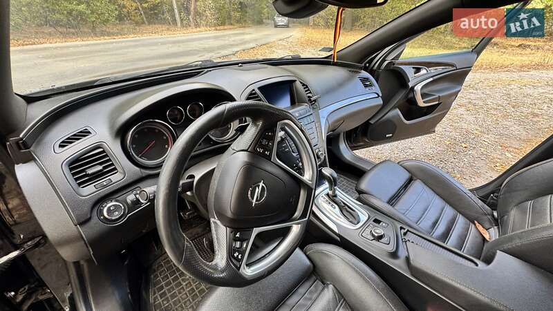 Универсал Opel Insignia 2012 в Новомосковске