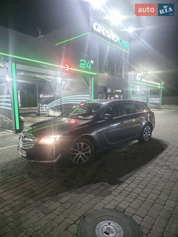 Универсал Opel Insignia 2014 в Коростене