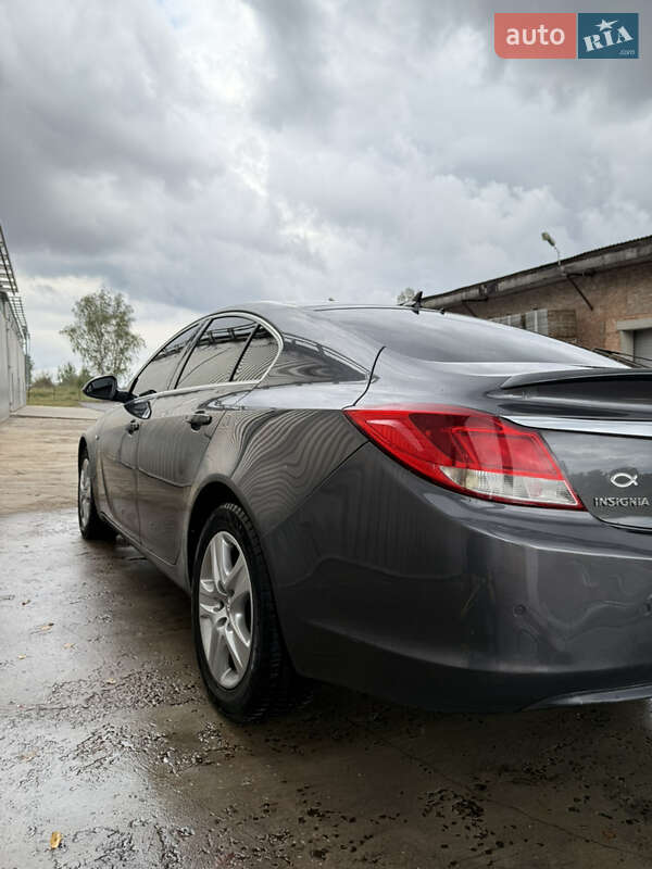 Ліфтбек Opel Insignia 2009 в Києві