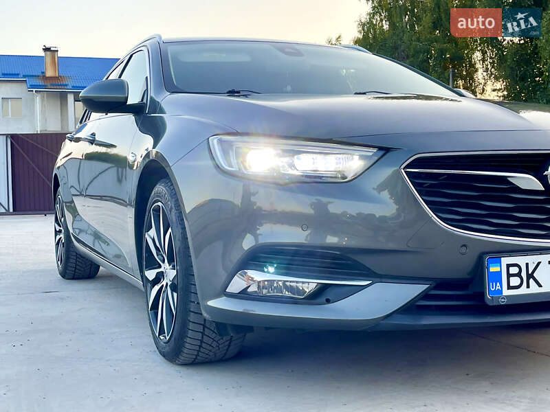 Универсал Opel Insignia 2017 в Млинове