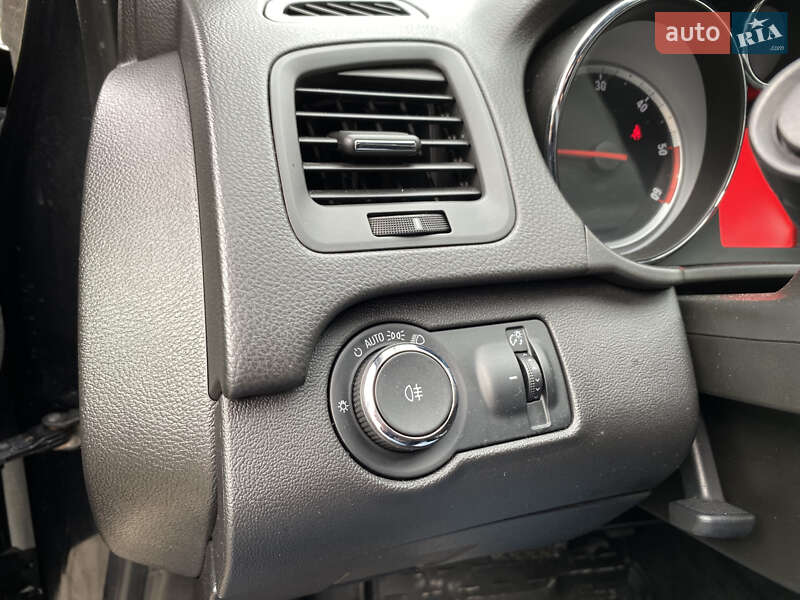 Универсал Opel Insignia 2011 в Луцке