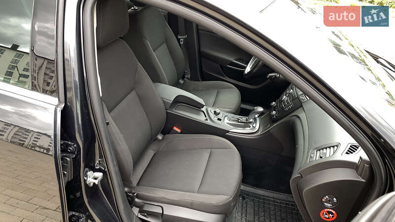 Универсал Opel Insignia 2011 в Луцке