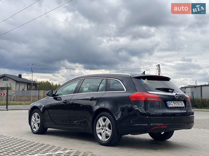 Универсал Opel Insignia 2011 в Луцке