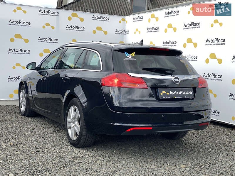 Универсал Opel Insignia 2011 в Луцке