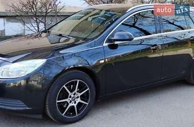 Универсал Opel Insignia 2010 в Киеве