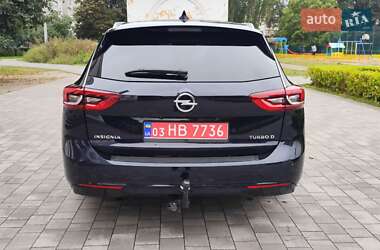 Универсал Opel Insignia 2018 в 