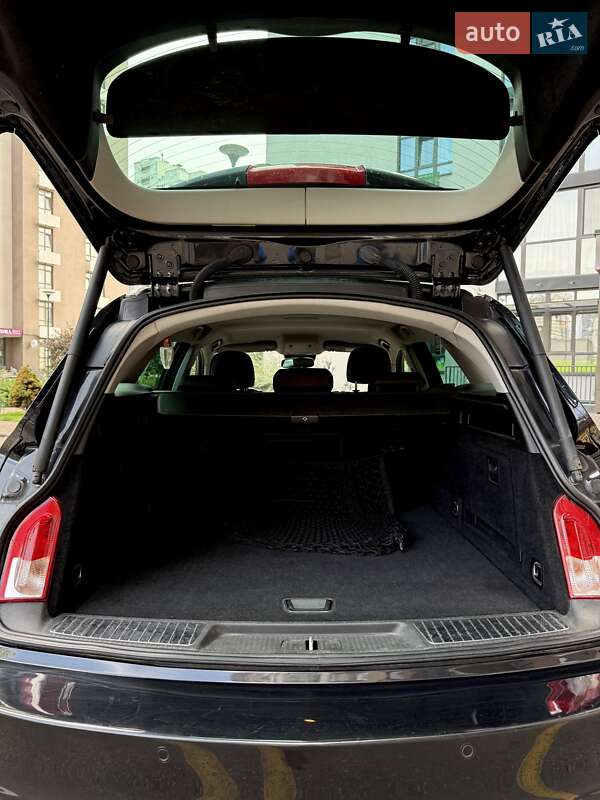 Універсал Opel Insignia 2016 в Києві